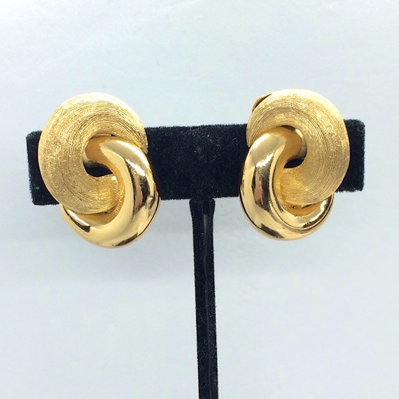 Dior Jewelry - !!SOLD!! VINTAGE 80S CHRISTIAN DIOR CLIP ON EARRINGS SWIRL GOLD TONE ABSTRACT